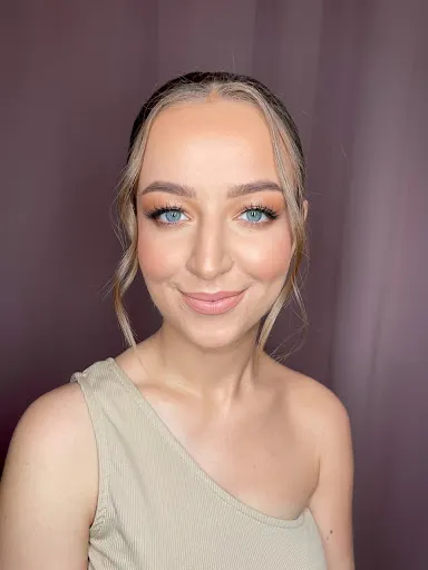 Natalia Piech Walska Makeup Artist